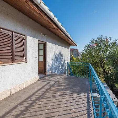 3 Bedroom Amazing In Appartamento *